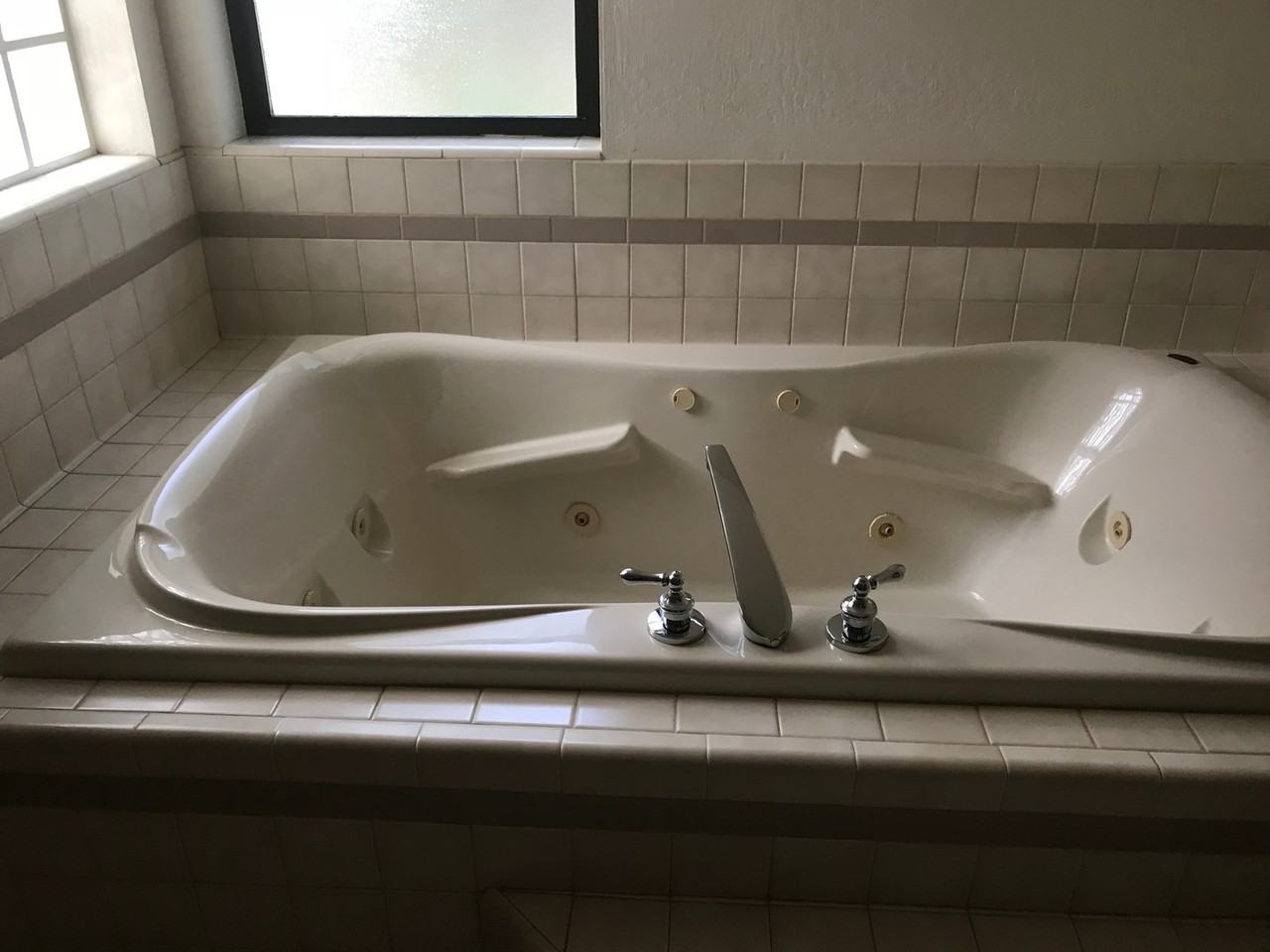 255 Pelton Ln - Photo 6 of 8