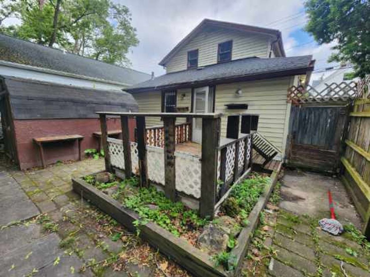 717 Jay St - Photo 2 of 13