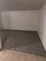 555 SE Court St - Photo 1 of 1