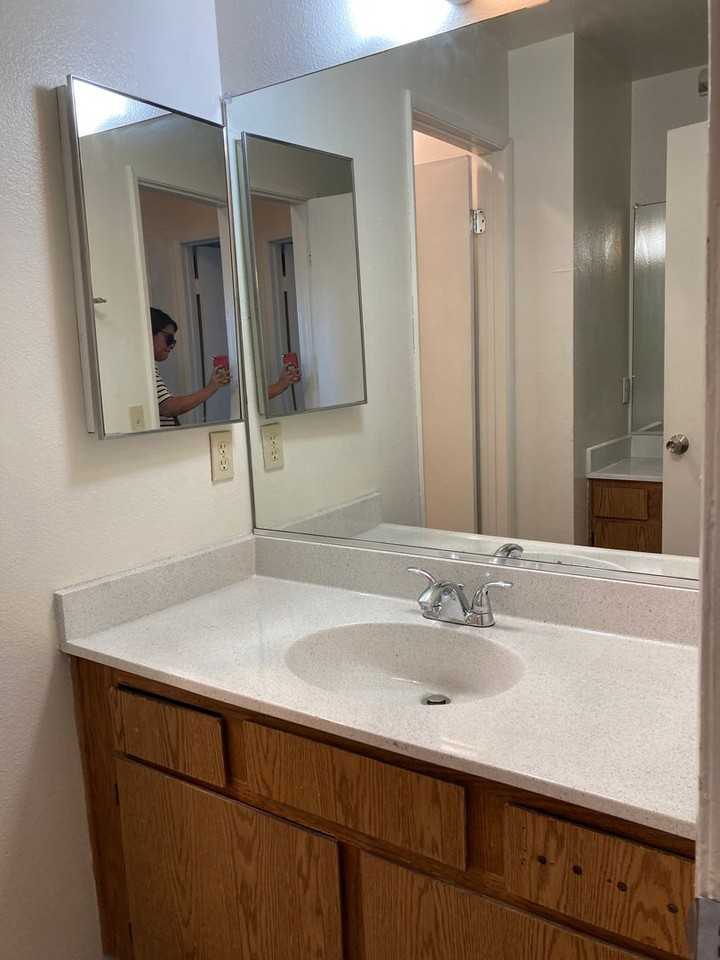 ONE TIME RENTAL - ITZEL GONZALEZ - Photo 5 of 7