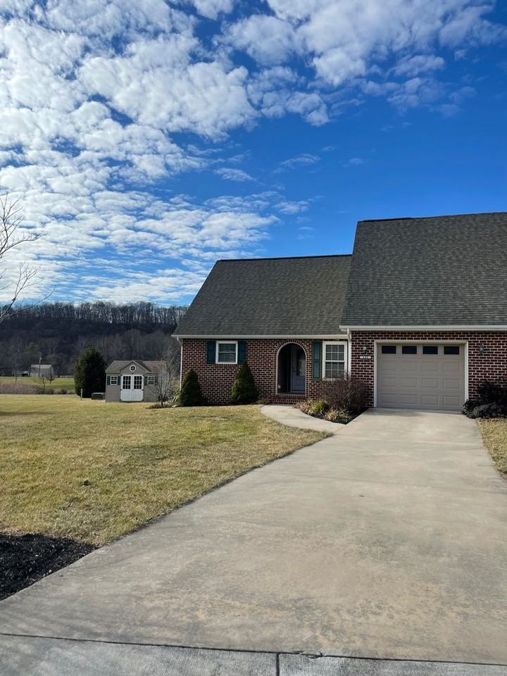 122 Hollen Mill Ct - Photo 2 of 25
