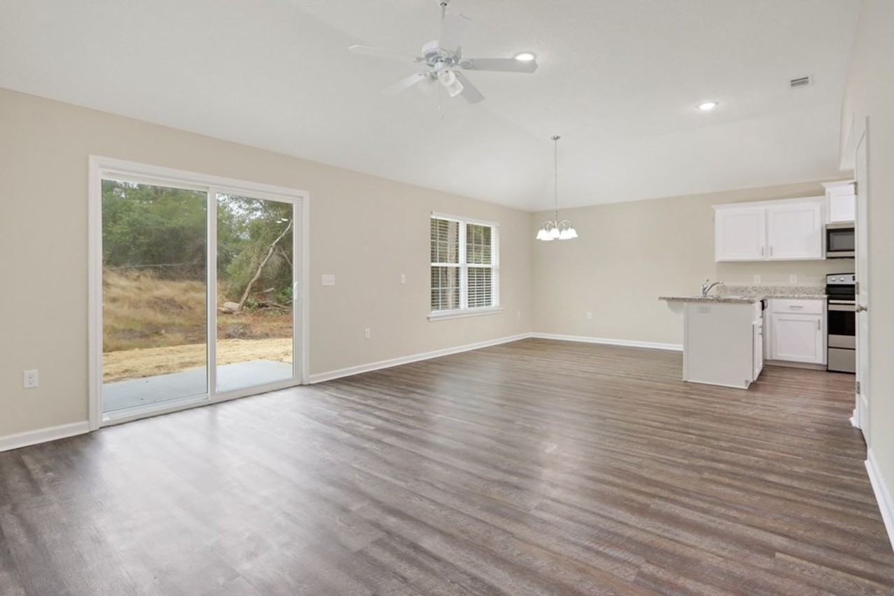 128 Villa Rd - Photo 5 of 25