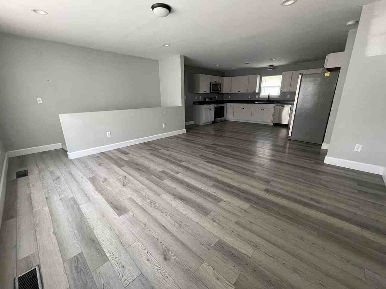 235 Kuhne Blvd - Photo 3 of 11