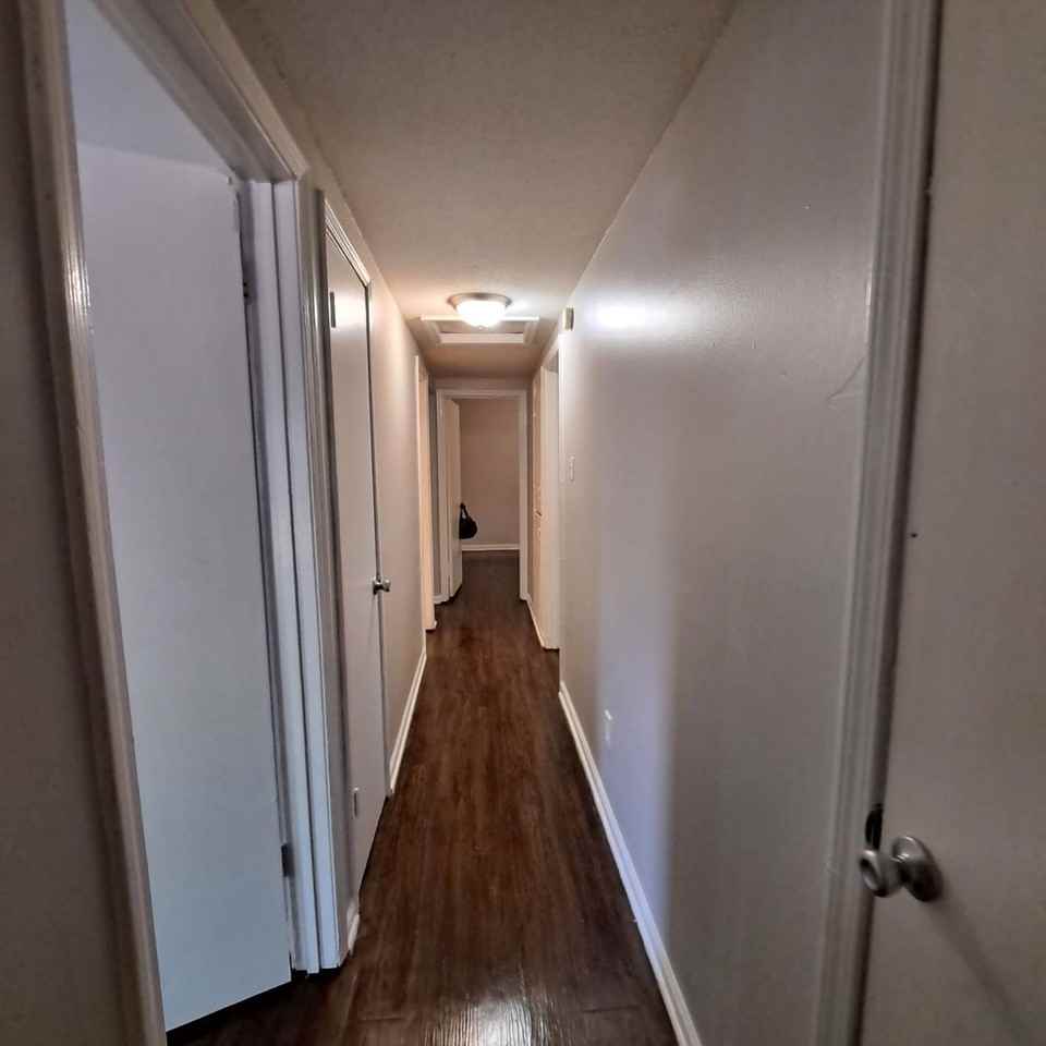 3408 Clearbrook Street - Photo 4 of 11