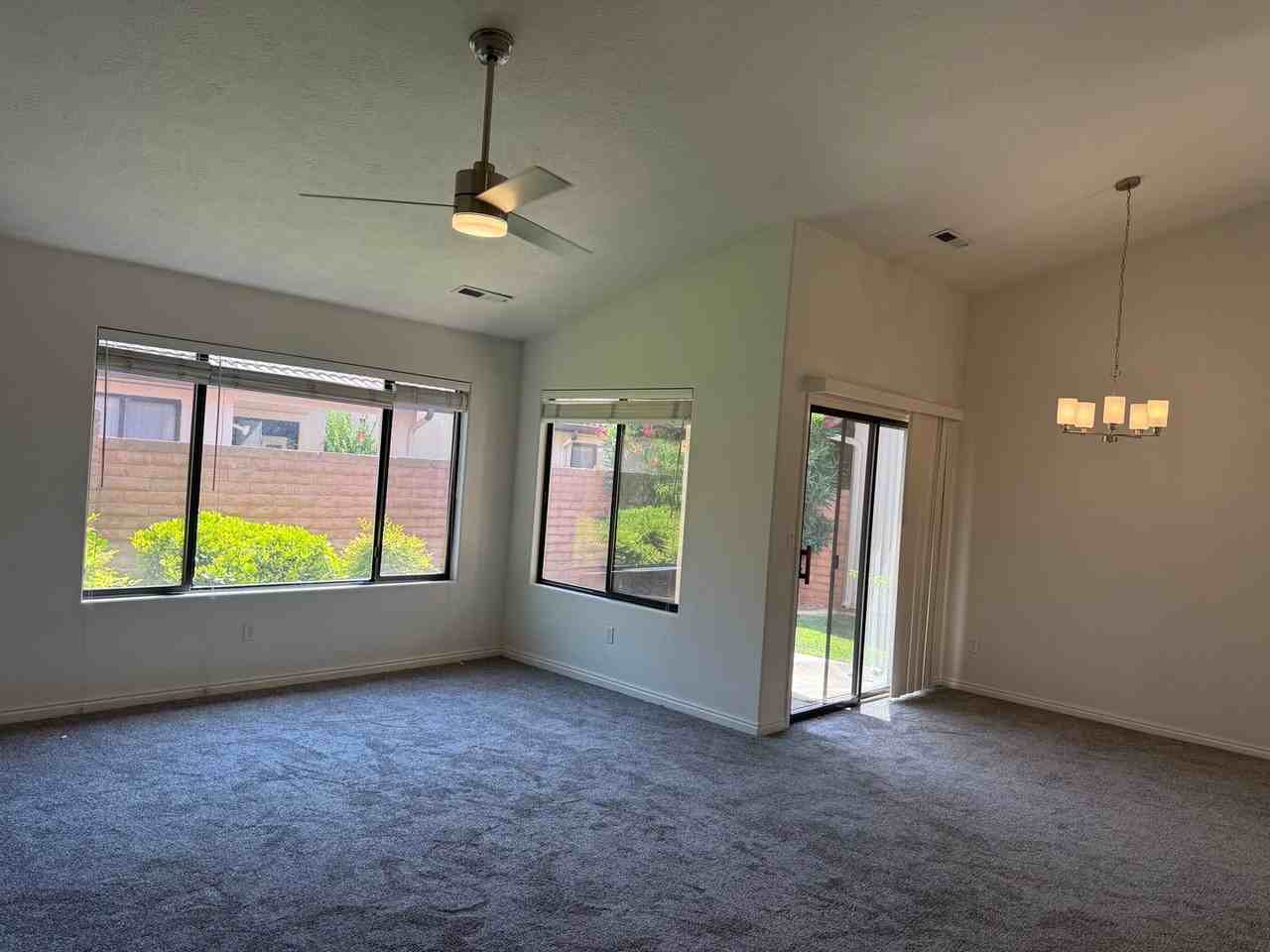 545 S Valley View Dr #119 - Photo 2 of 32