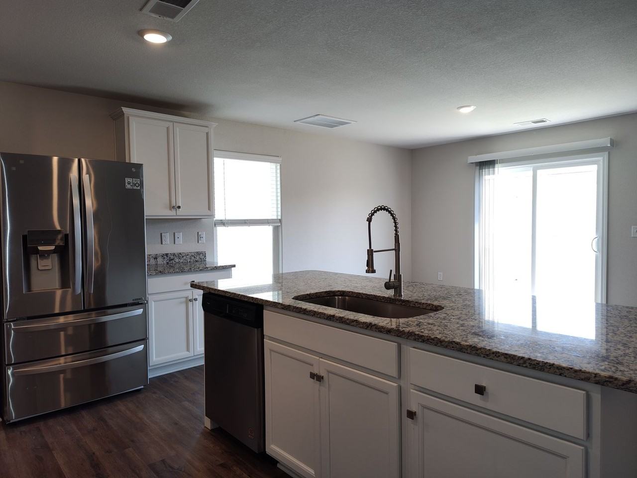 9220 Creedmore Hills Dr - Photo 4 of 26