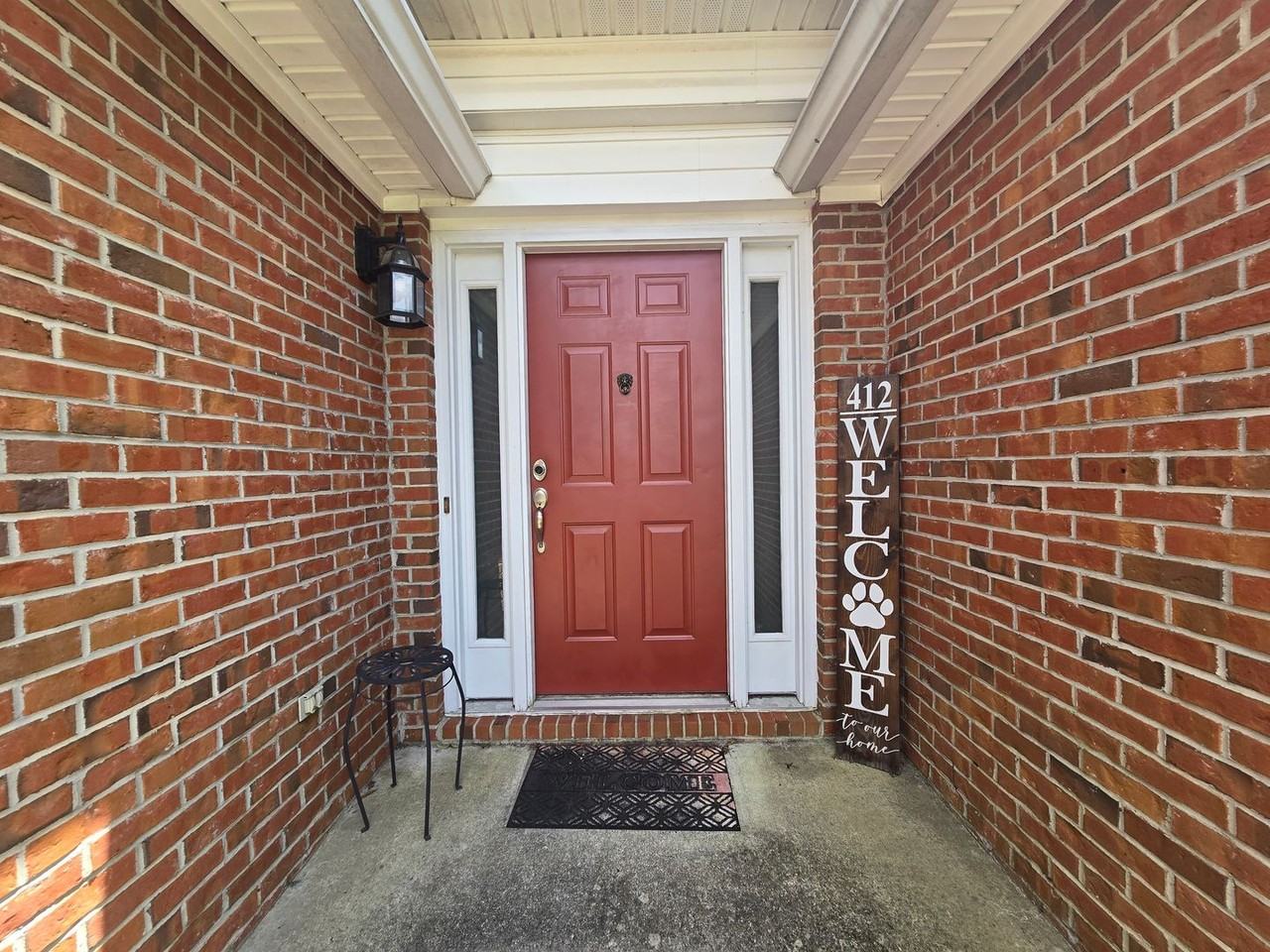 412 Sparrow Dr - Photo 3 of 34