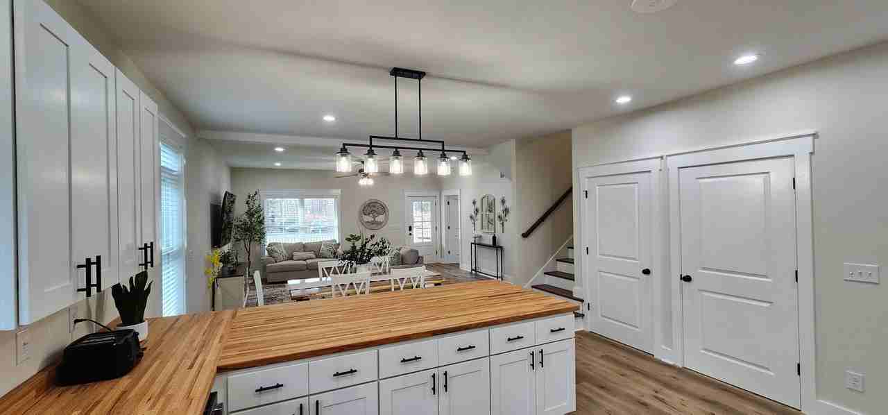 625 Kotter Farms Trl - Photo 3 of 14