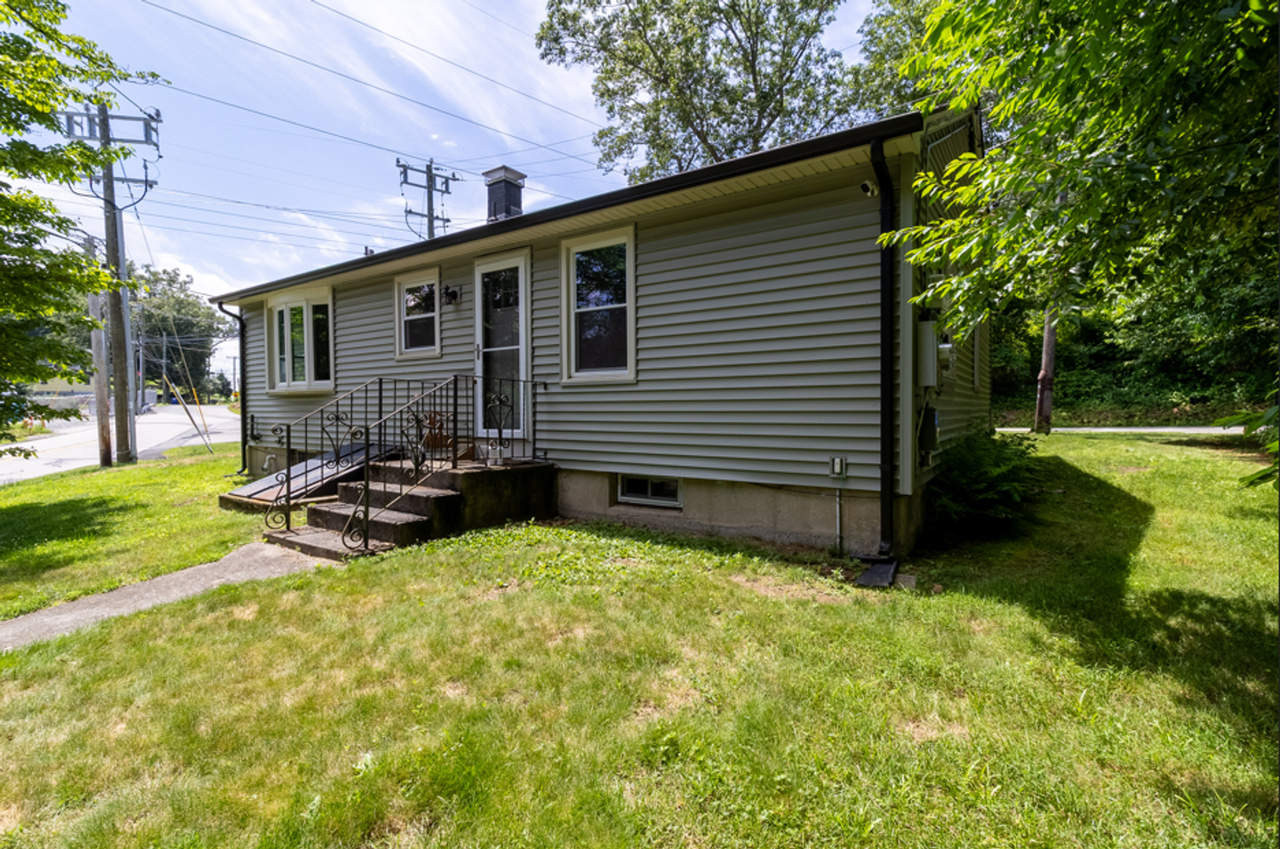 2 Anderson Dr - Photo 2 of 22