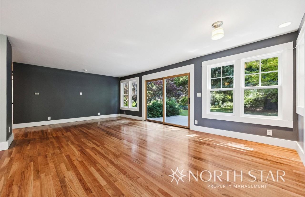 7617 Nw Skyline Blvd - Photo 5 of 34