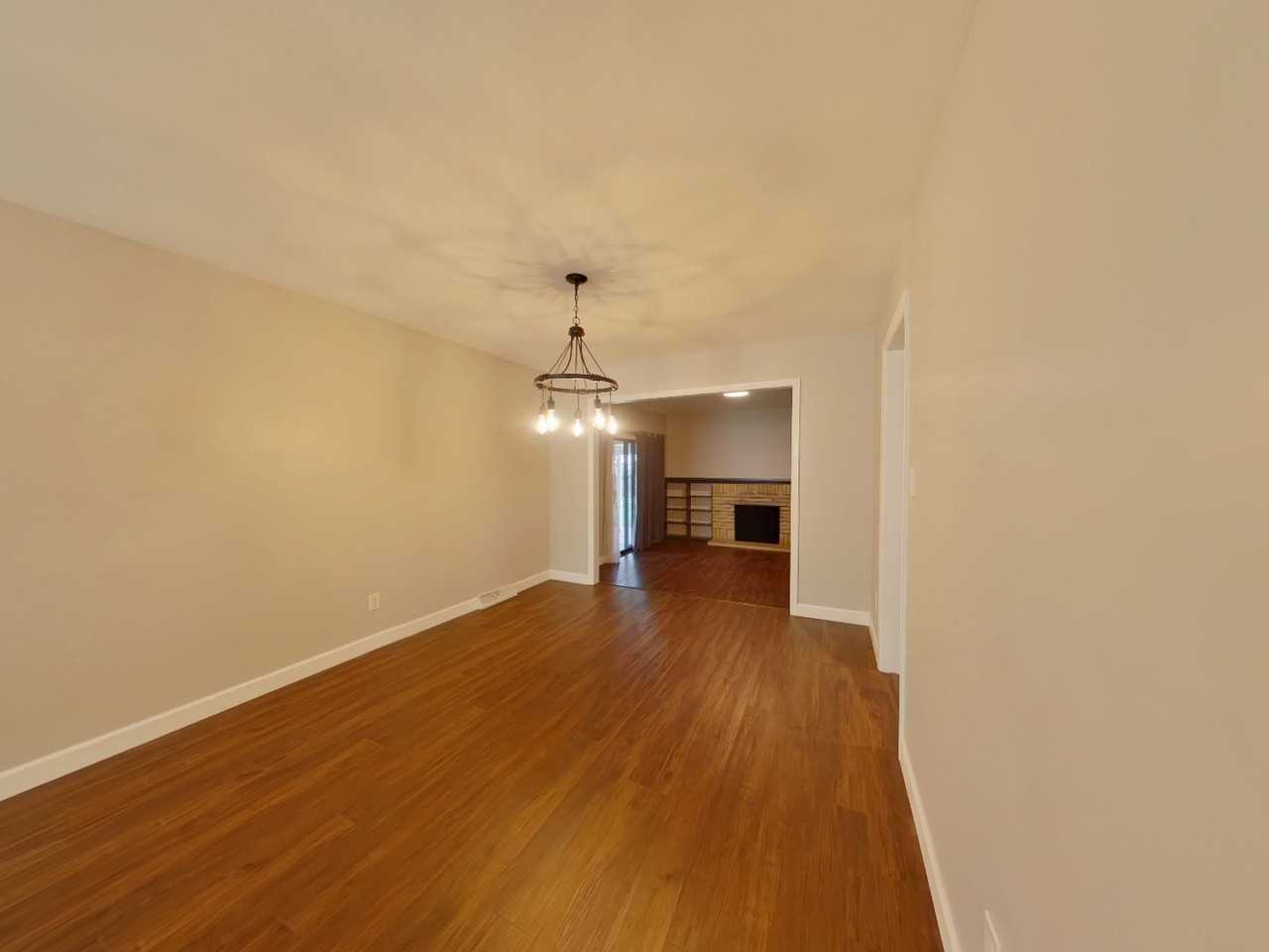 6001 E 8th St N - Photo 5 of 19
