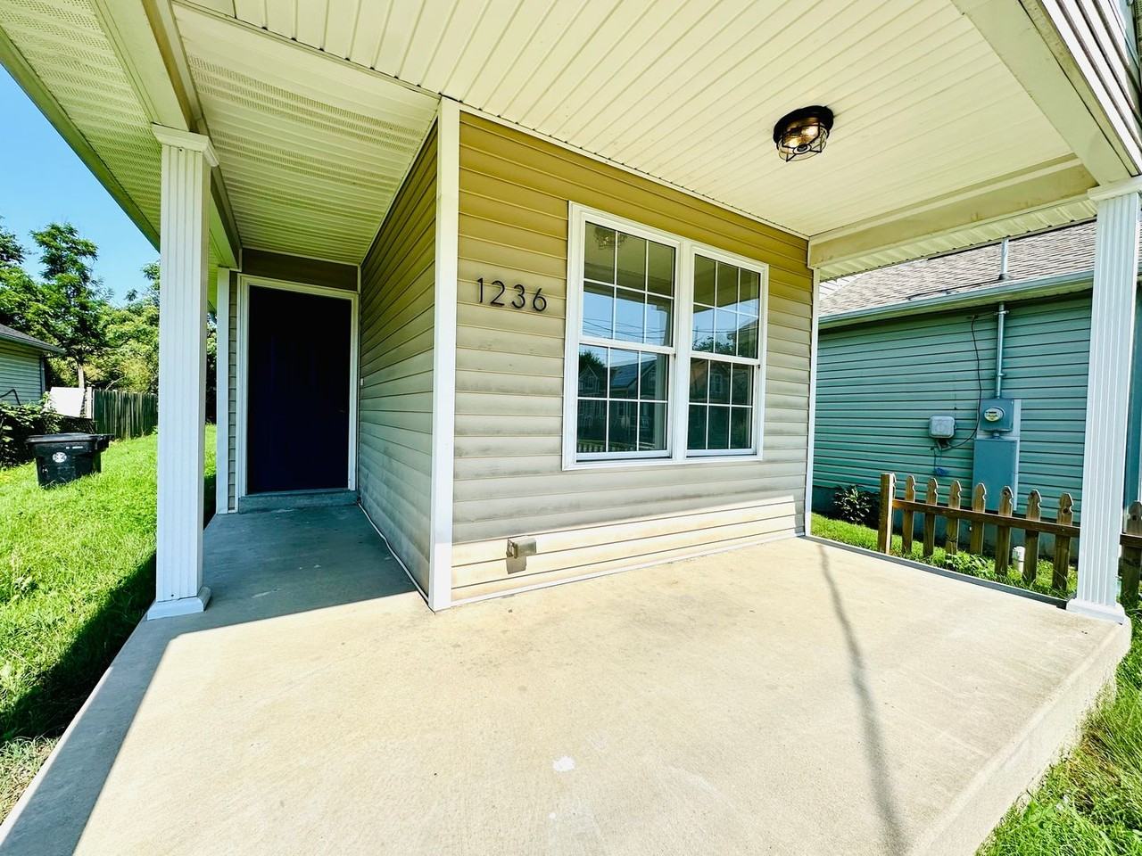 1236 S Preston St - Photo 2 of 28