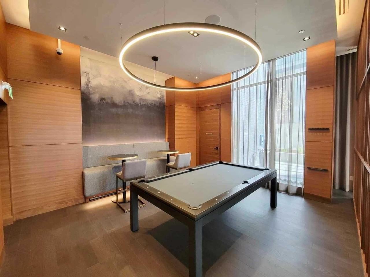 7895 Jane Street - Photo 7 of 11