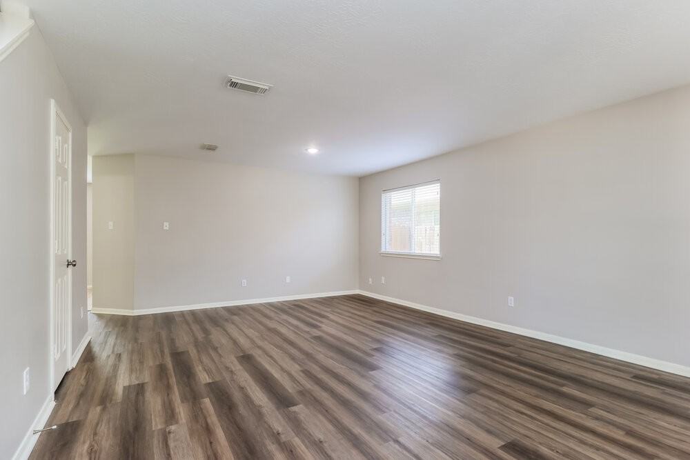 18419 Atascocita Meadows Dr - Photo 4 of 17