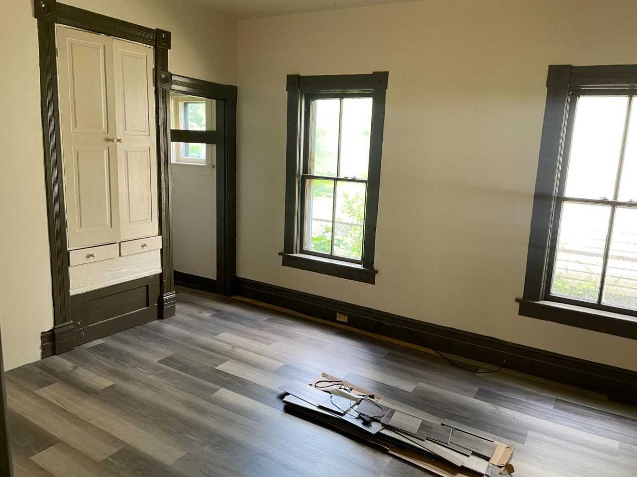 418 N Barstow Street - Photo 2 of 7