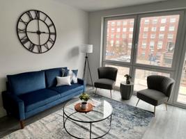 featured image of 160 Middlesex St