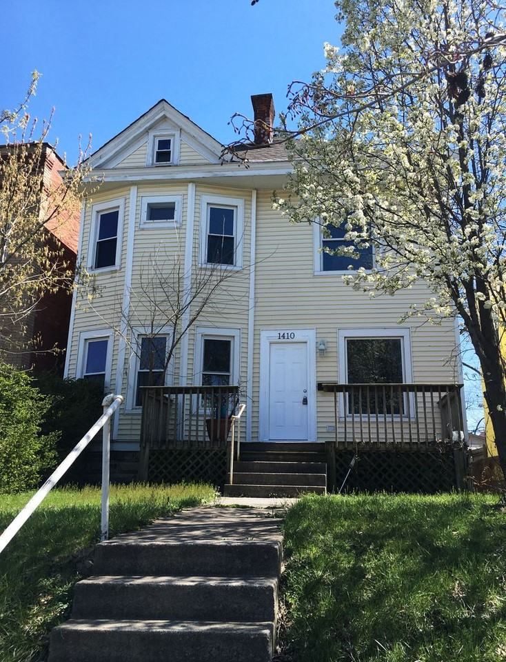 1410 Indianola Avenue - Photo 2 of 9