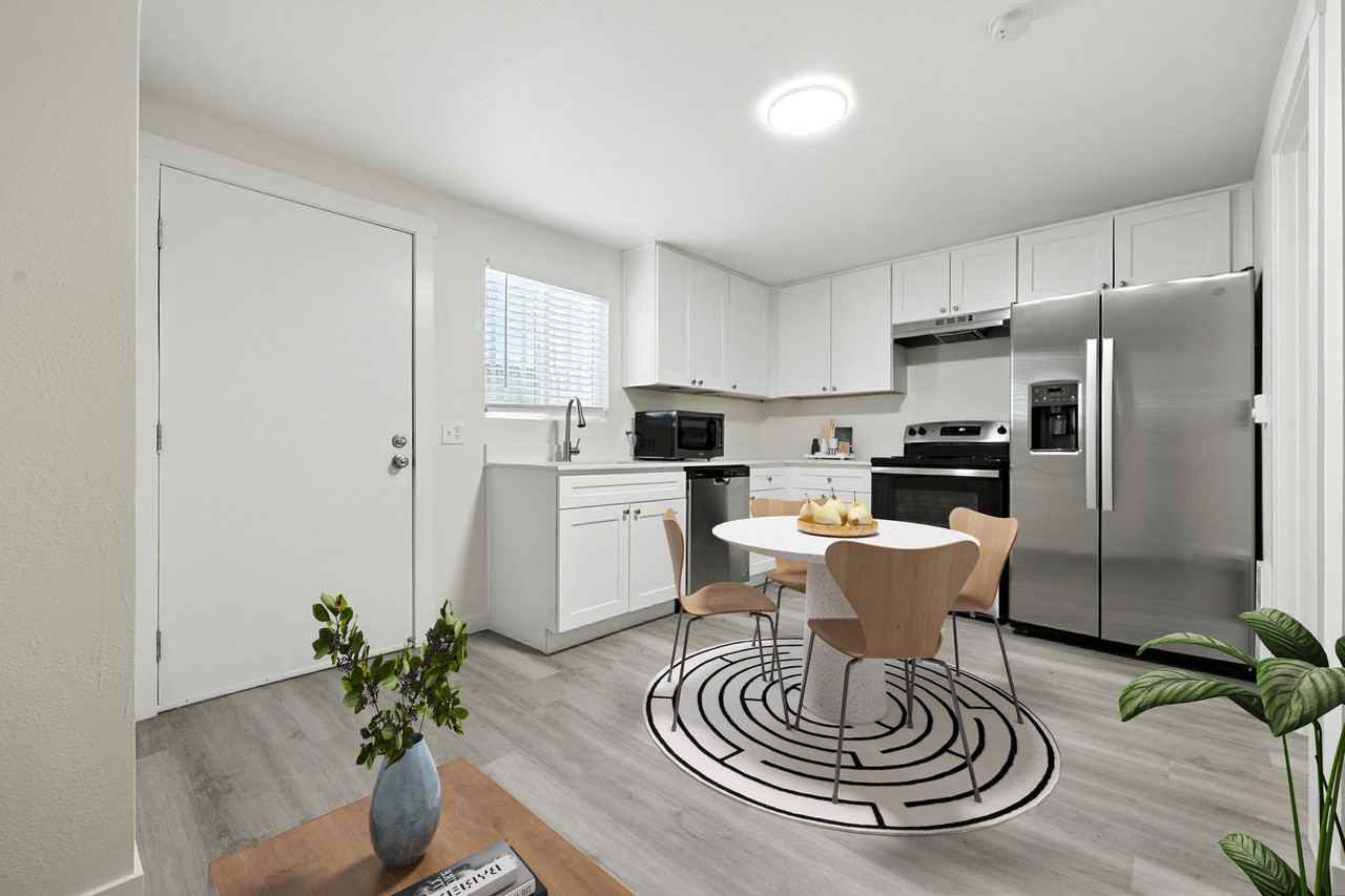 Nacelle Apartments - Photo 7 of 11
