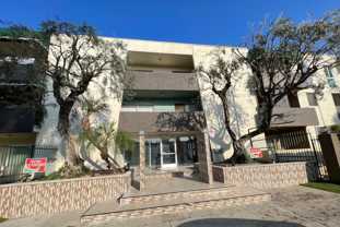 TARZANA 6210 - Photo 1 of 1