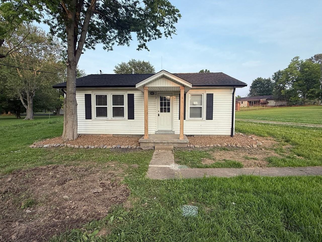 3810 Old Mayfield Rd