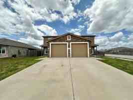 featured image of 1802 Clovis Dr