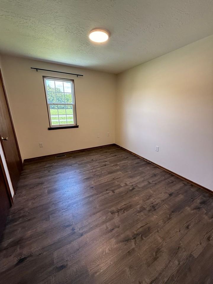 168 Clifton St - Photo 6 of 9