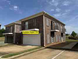 featured image of 212 Park West Loop