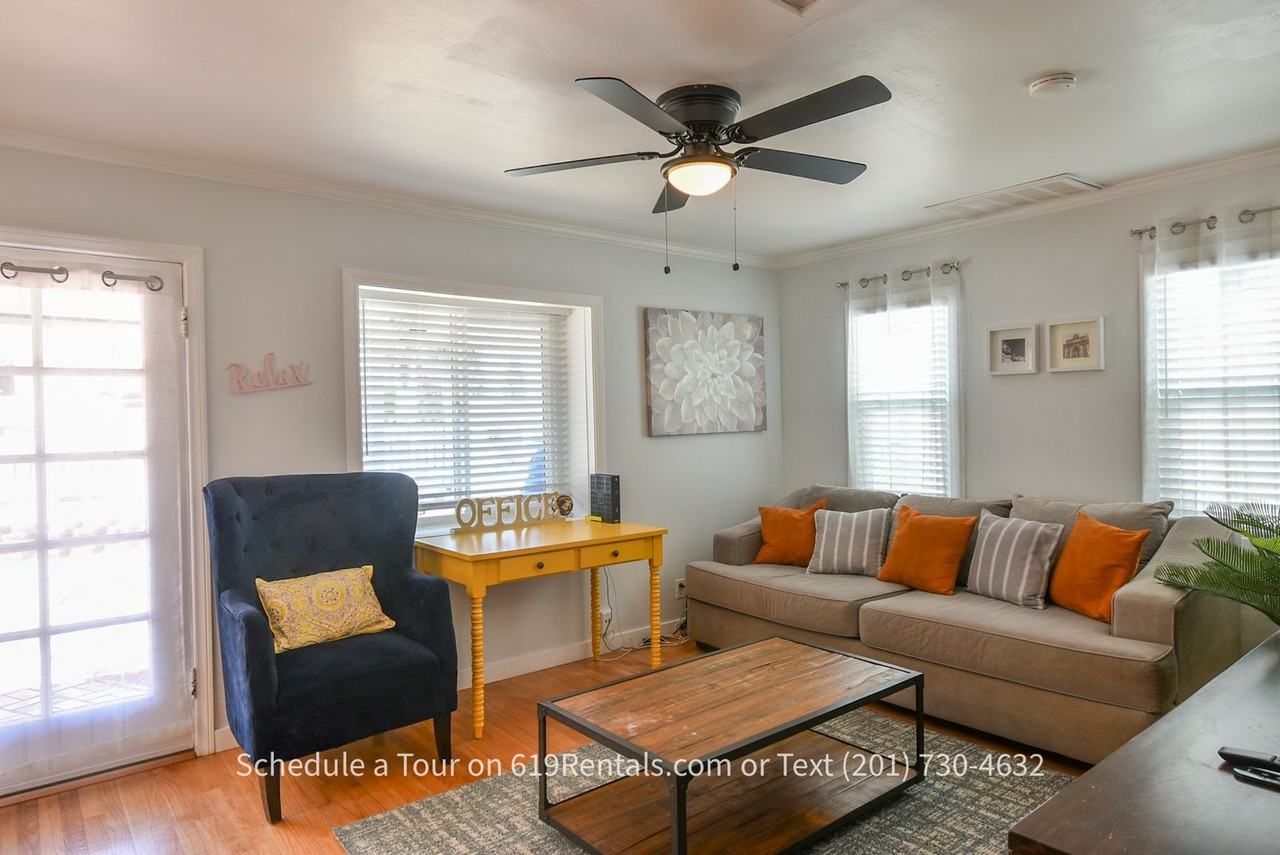 7263 Mohawk St - Photo 2 of 24