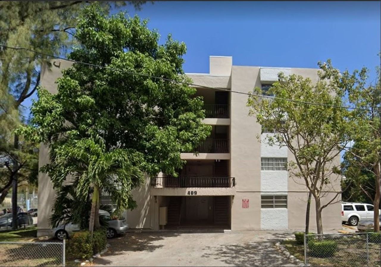 409 SW 8 AVE - Photo 2 of 2