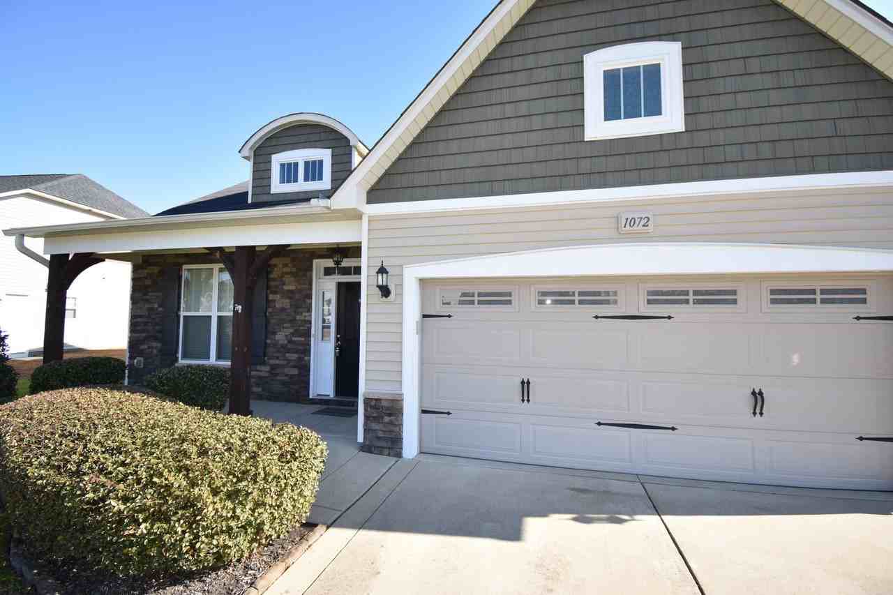 1072 Ronald Reagan Dr - Photo 3 of 37