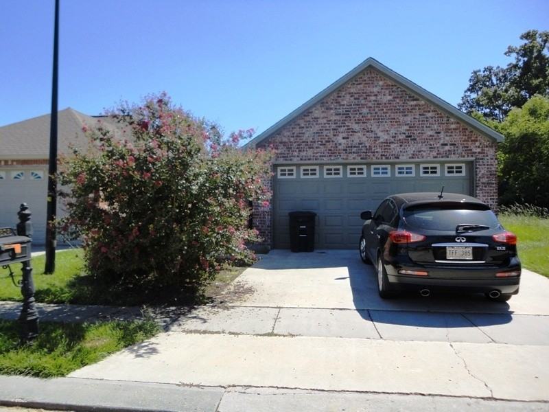 3824 Summer Ville Dr - Photo 2 of 30