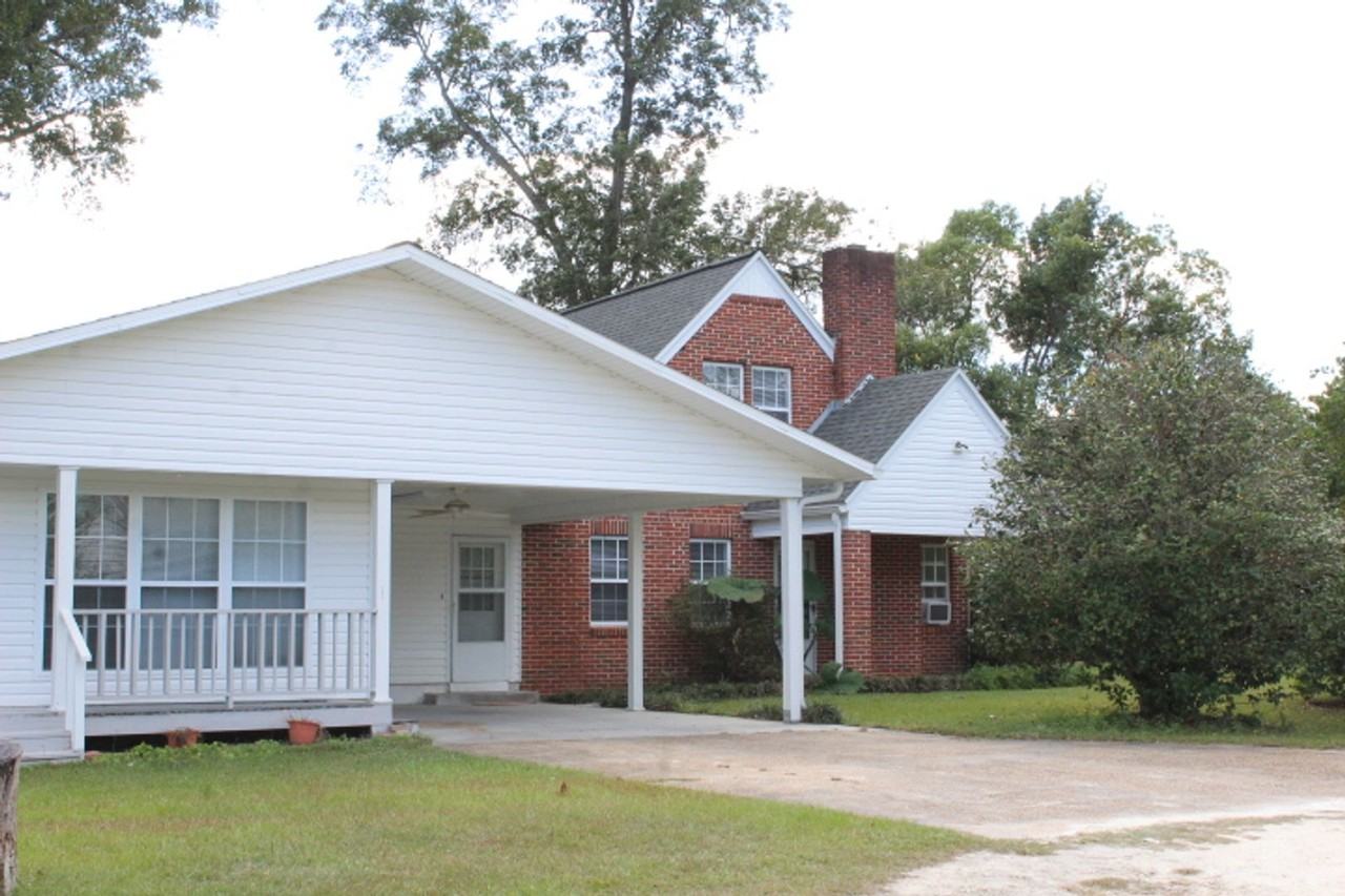 2616 Highway 73 - Photo 2 of 16