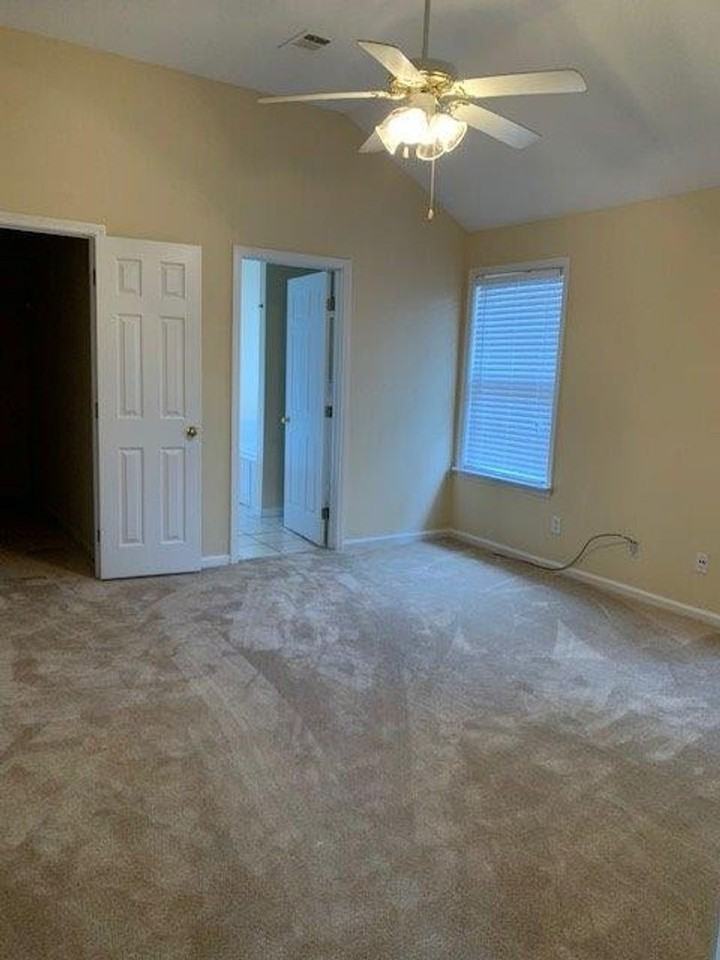 2156 Inverness Pkwy - Photo 6 of 9