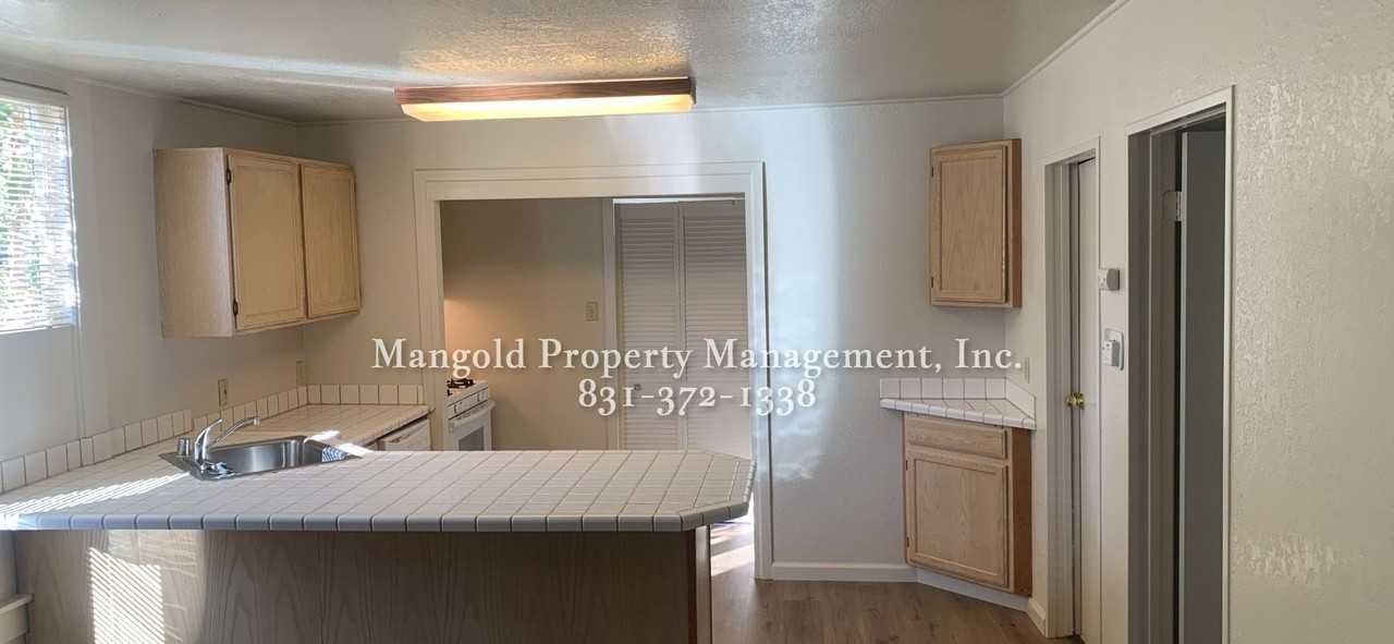 450 Jackson St - Photo 2 of 10