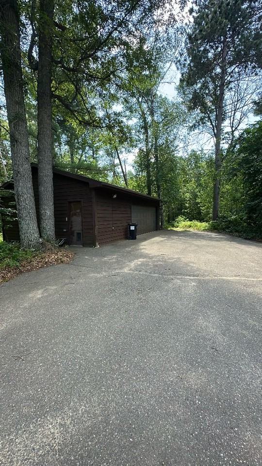 18139 Skye Rd - Photo 7 of 23