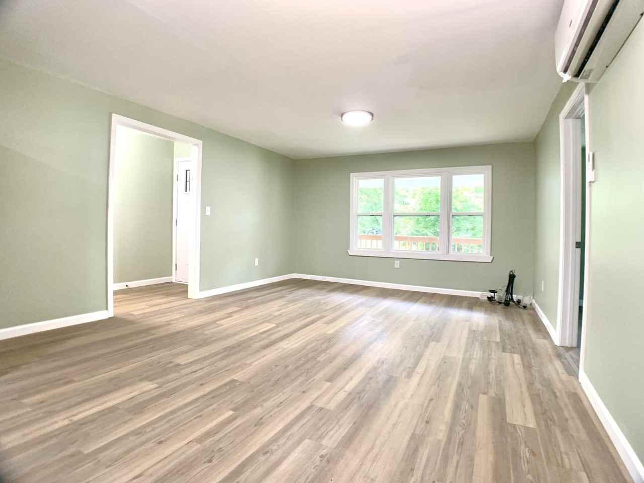 421 Poston St - Photo 3 of 18