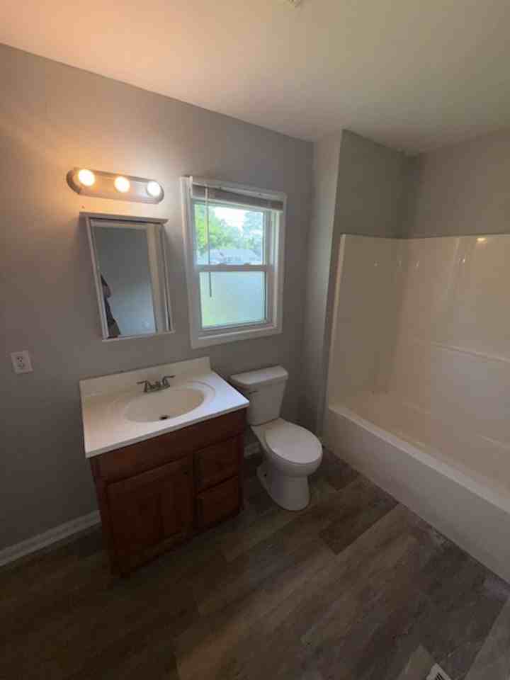 726 Jackson Ave - Photo 7 of 7