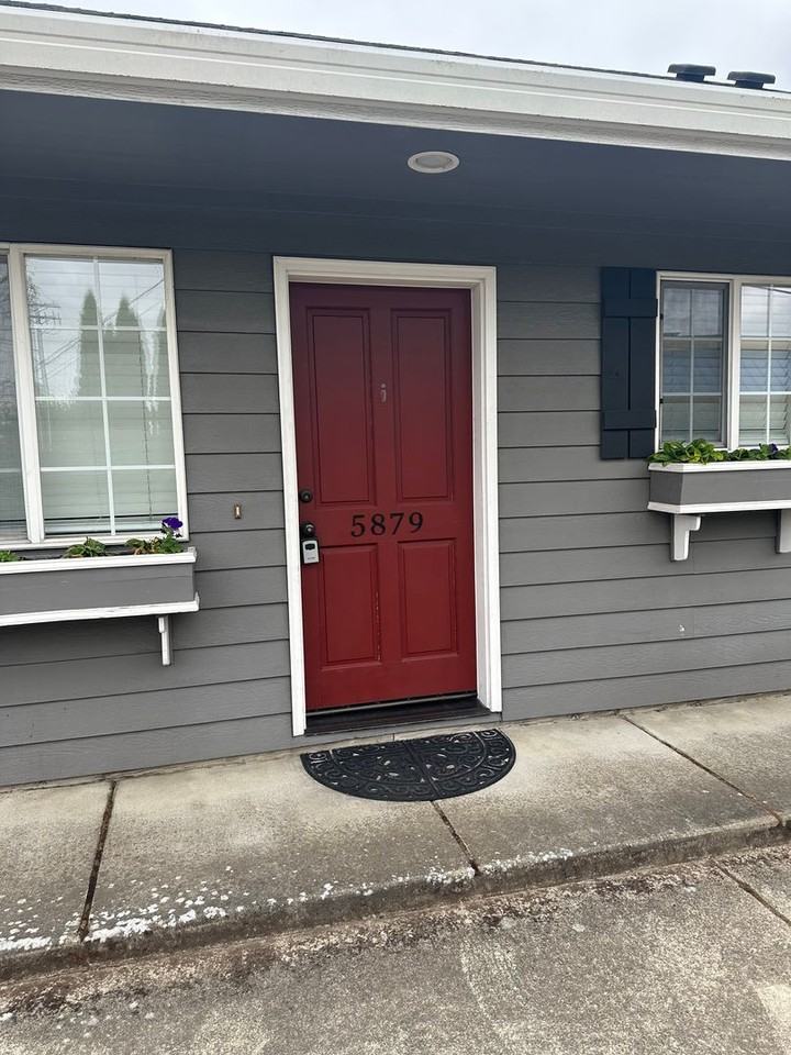 5879 Main St - Photo 2 of 17