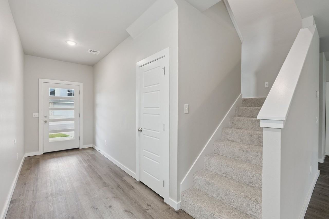 8917 Nw 109th Ln - Photo 3 of 34