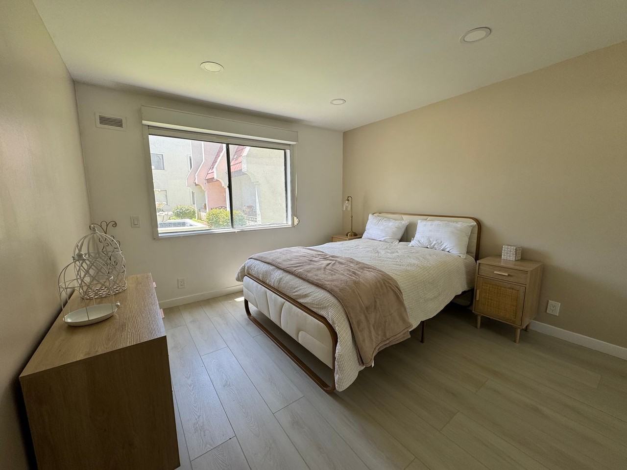 6350 Genesee Ave #107