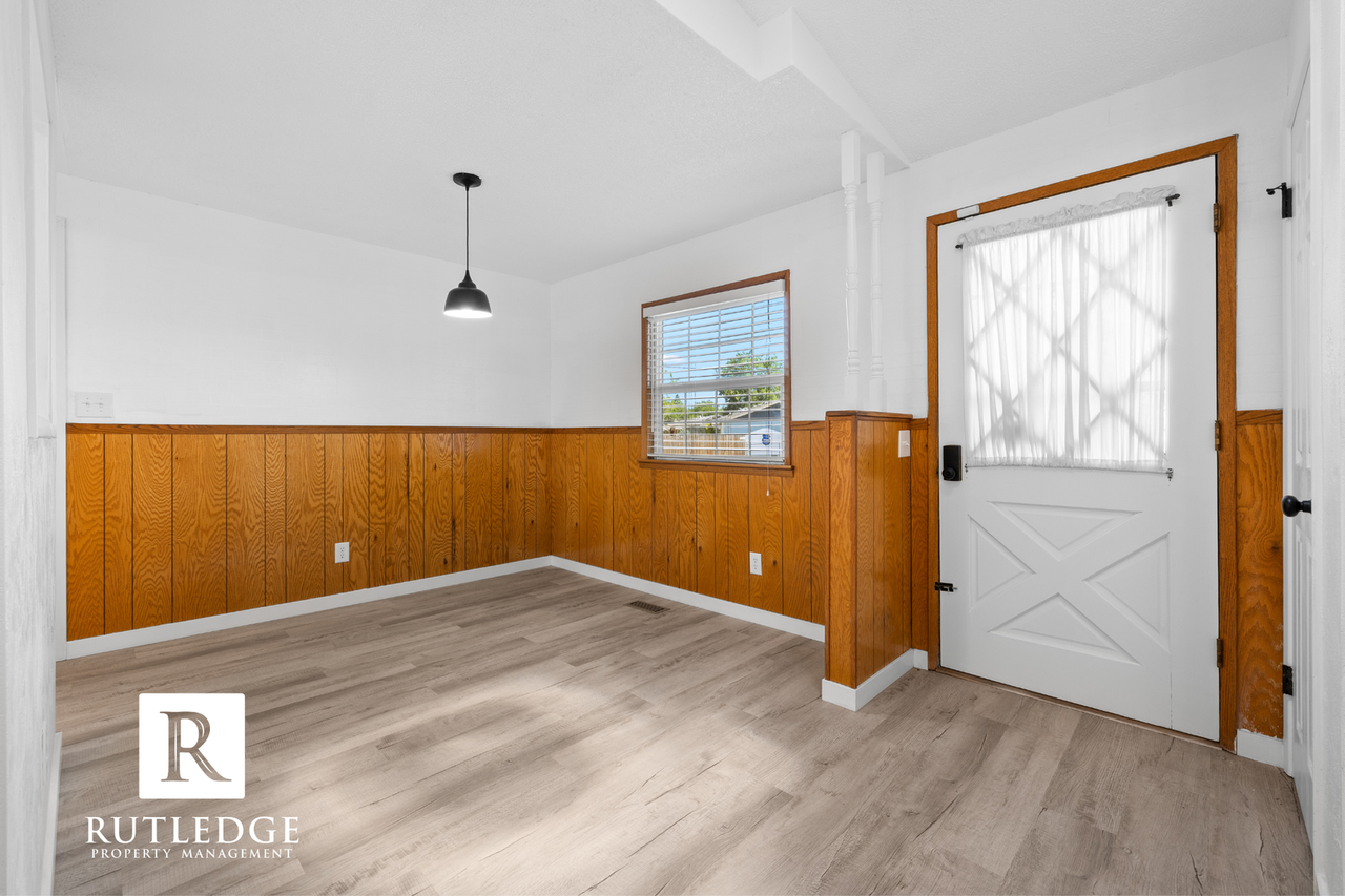 7753 Gladstone Ave - Photo 5 of 21