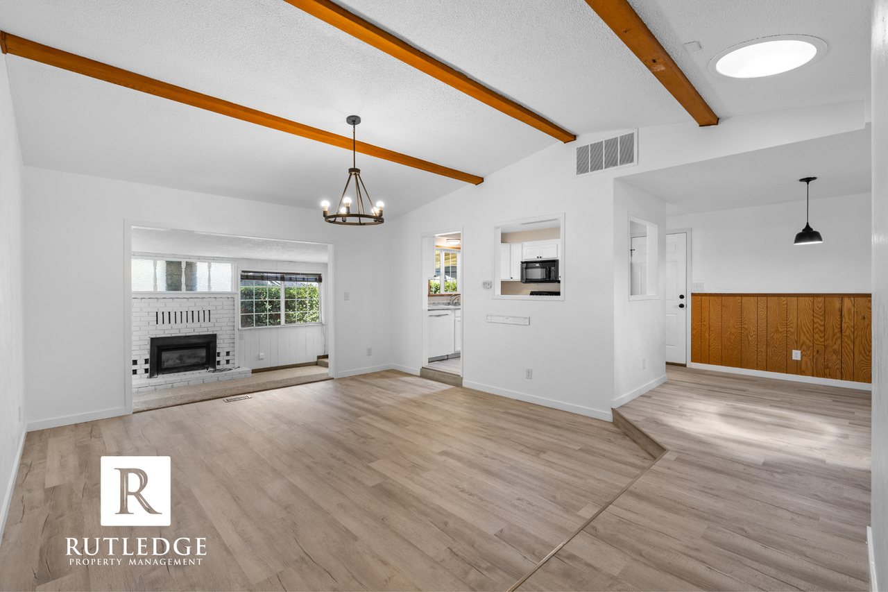 7753 Gladstone Ave - Photo 7 of 21
