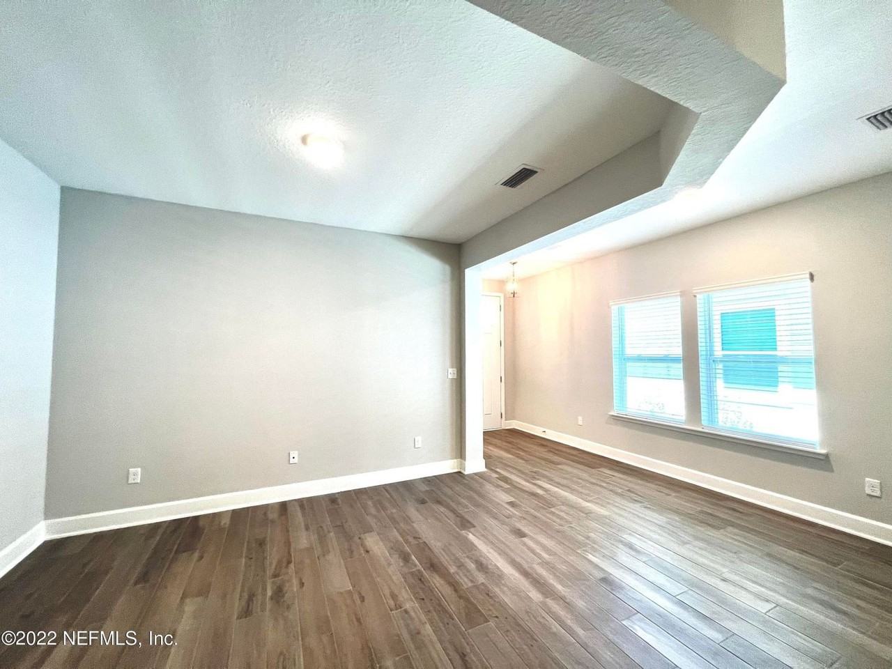 49 Windswept Way - Photo 3 of 27