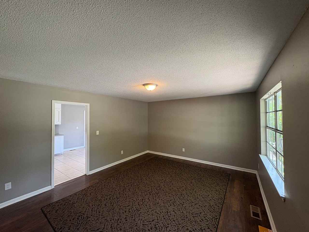 1533 6th Pl Nw - Photo 5 of 19