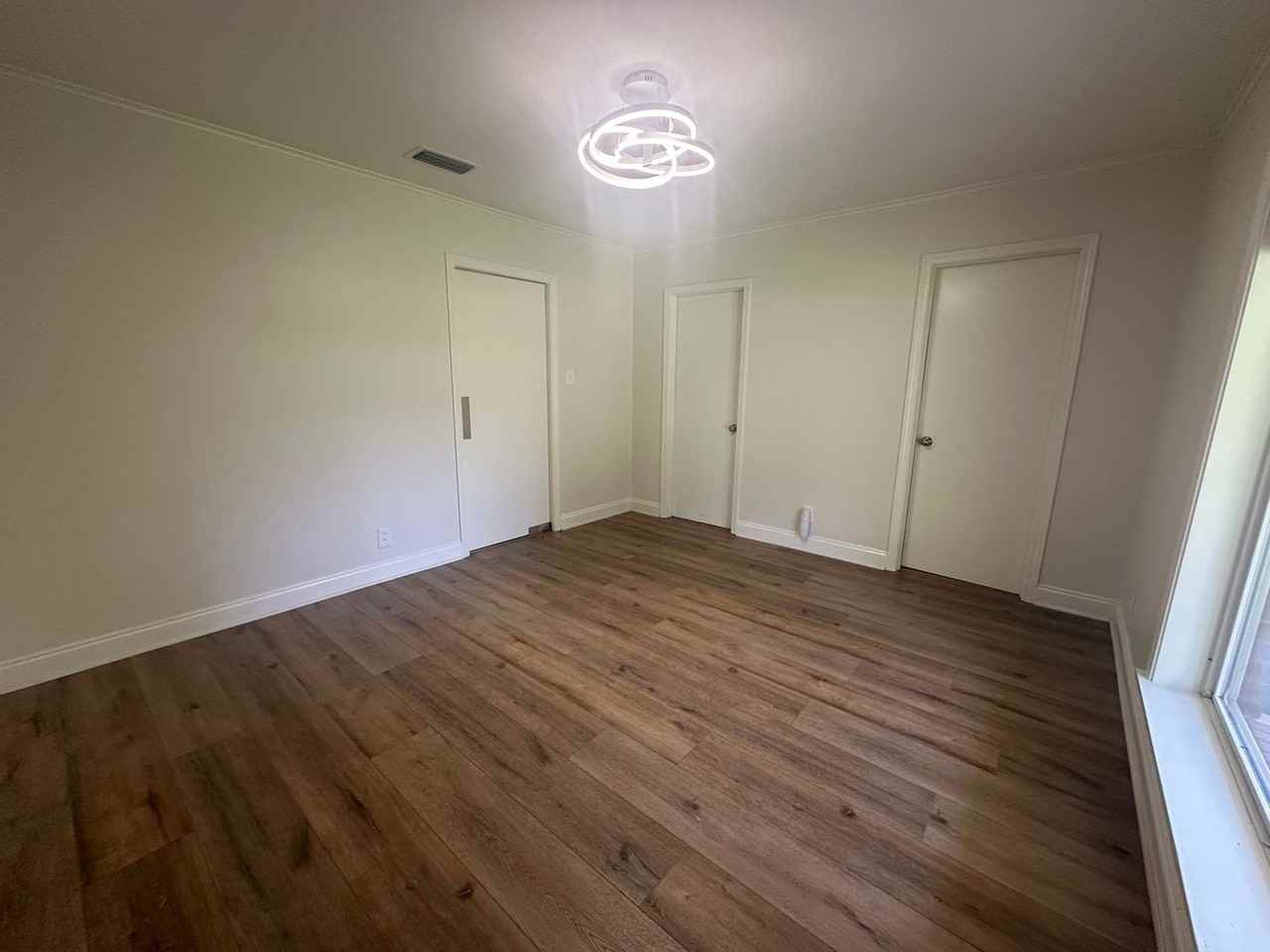 726 Huron Street - Photo 6 of 26