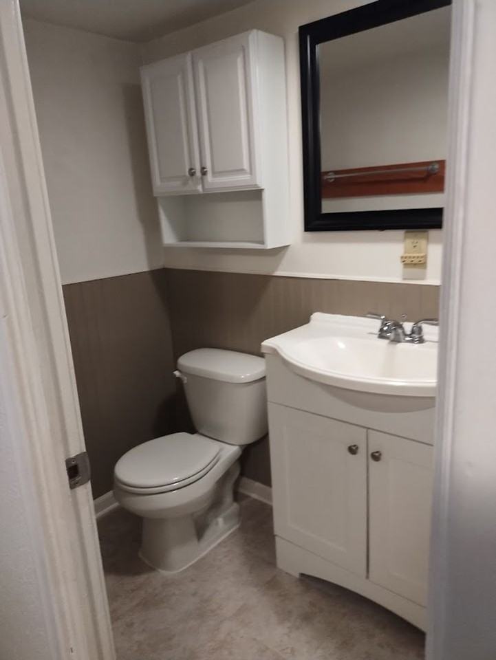 928 3rd St - Photo 4 of 15