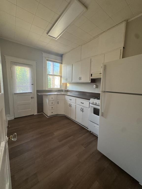 4802 Frederick Ave - Photo 2 of 6