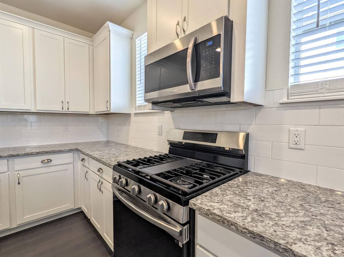 1157 Bon Homme Richard Dr #1 - Photo 2 of 10