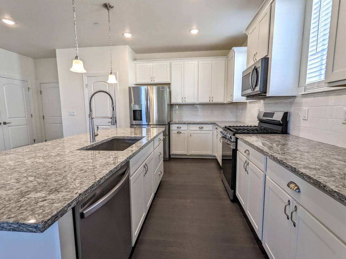 1157 Bon Homme Richard Dr #1 - Photo 3 of 10