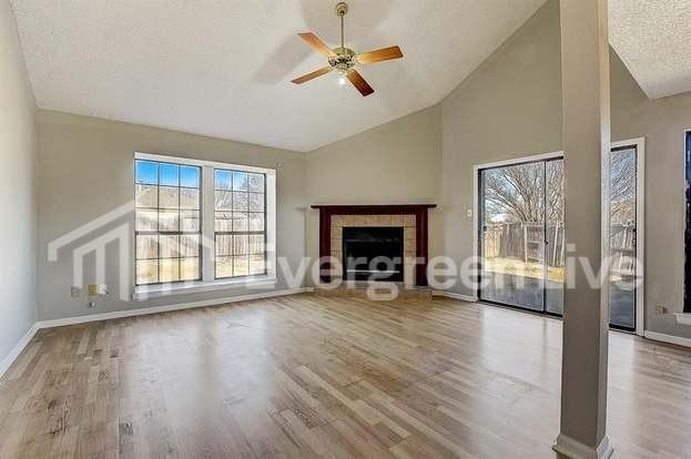 3121 Twisted Vine Lane - Photo 3 of 15